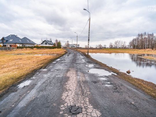 Zły stan ulicy Skrzydlatej (zdjęcia) Zły stan ulicy Skrzydlatej (zdjęcia)