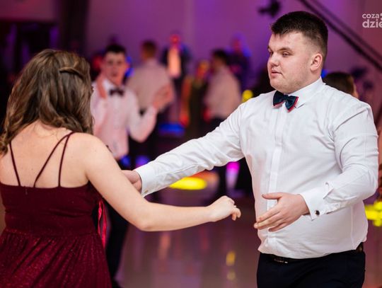 Studniówki 2022: Zespół Szkół Ponadpodstawowych im. Stanisława Staszica w Białobrzegach (zdjęcia) Studniówki 2022: Zespół Szkół Ponadpodstawowych im. Stanisława Staszica w Białobrzegach (zdjęcia)