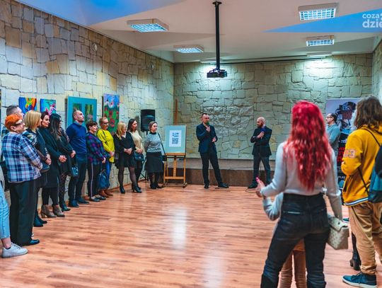 Otwarcie wystawy uczniów Plastyka w Filii nr 6 MBP (zdjęcia) Otwarcie wystawy uczniów Plastyka w Filii nr 6 MBP (zdjęcia)