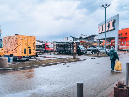 Zlot Food Trucków (zdjęcia) Zlot Food Trucków (zdjęcia)