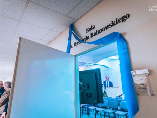 Nadanie sali Chóru Akademickiego im. prof. Ryszarda Balmowskiego (zdjęcia) Nadanie sali Chóru Akademickiego im. prof. Ryszarda Balmowskiego (zdjęcia)