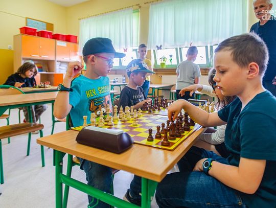Turniej szachowy w PSP 6 (zdjęcia)