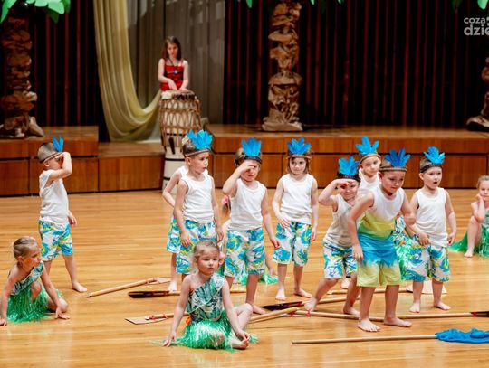 Przedszkole nr 14 z okazji Dnia Mamy i Taty (zdjęcia) Przedszkole nr 14 z okazji Dnia Mamy i Taty (zdjęcia)