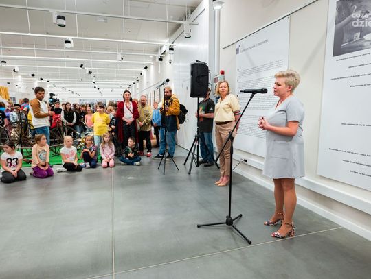 "Dziecko też człowiek. I radomianin" - wystawa w Kamienicy Deskurów (zdjęcia)