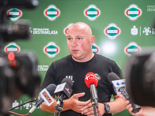 Briefing z trenerem Mariuszem Lewandowskim (zdjęcia)