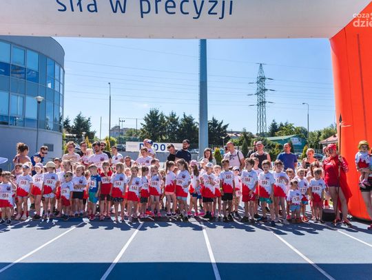 Mila Radości - biegi dzieci i szkolnych klubów wolontariuszy (zdjęcia)