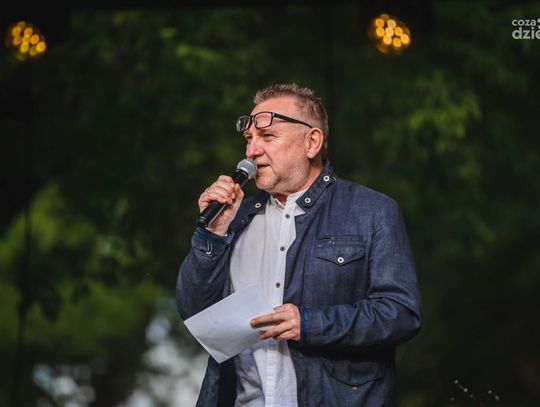 Niedzielne koncerty w tężni solankowej - Babooshki (zdjęcia)