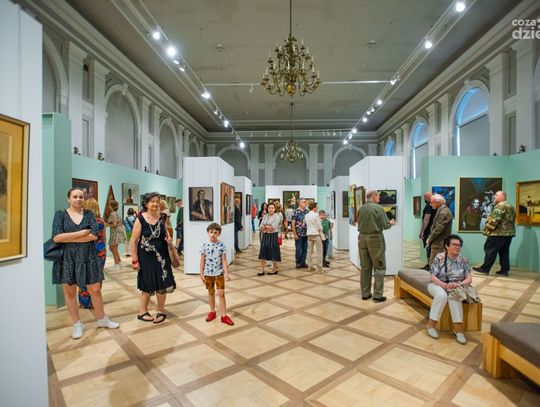 Polskie malarstwo portretowe u schyłku XX wieku - wystawa w muzeum Malczewskiego (zdjęcia)