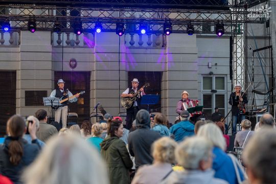 Koncert na deptaku "Nie z tej beczki..." – 50 lat zespołu Halniacy 