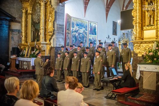Rocznica śmierci ks. Romana Kotlarza w Szydłowcu 
