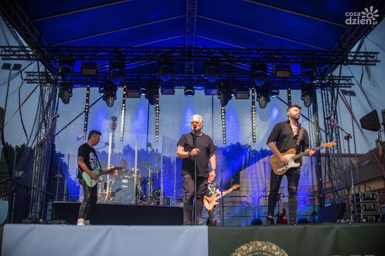 Festyn i koncert IRY - "Powiat grójecki dla ukraińskich żołnierzy na froncie"