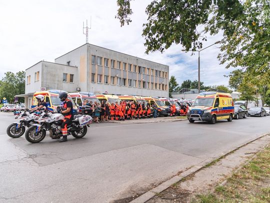 Pożegnanie zmarłego ratownika medycznego (zdjęcia)