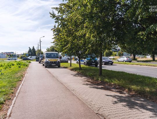 Wypadek na skrzyżowaniu Maratońska/Bulwarowa (zdjęcia)