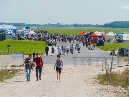 Piknik lotniczy na radomskim lotnisku (zdjęcia)
