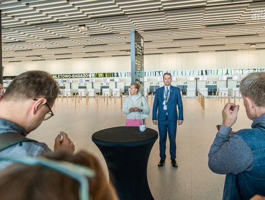 Study Tour - zwiedzanie portu lotniczego (zdjęcia)