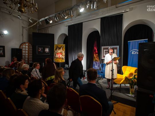 XXVI Międzynarodowy Festiwal Muzyki Dawnej - wystawa Jerzego Mieśnika i koncert Mateusza Ławniczka (zdjęcia)