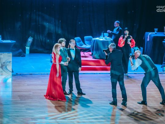 Freedom Dance Festival Radom 2022 - Gala wieczorna cz.2 (zdjęcia) Freedom Dance Festival Radom 2022 - Gala wieczorna cz.2 (zdjęcia)