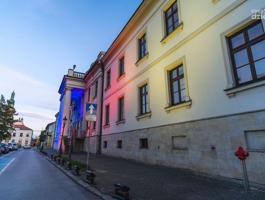 Równonoc Fangor w technikolorze (zdjęcia)