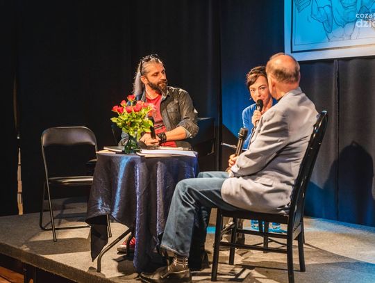 Wieczór poetycko-muzyczny "Rodzinne granie" w DK Borki (zdjęcia)