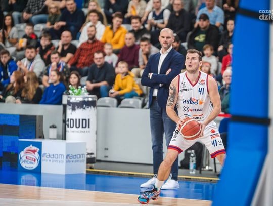 Koszykówka: HydroTruck Radom - Start II Lublin (zdjęcia)