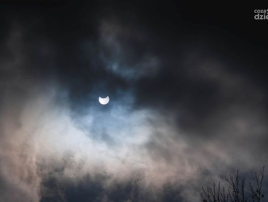 Zaćmienie słońca (zdjęcia) Zaćmienie słońca (zdjęcia)