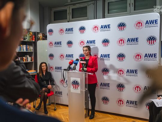 Akademia Przedsiębiorczych Kobiet AWE - konferencja (zdjęcia)