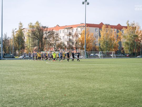 Radomiak II Radom - Młodzik Radom (zdjęcia)