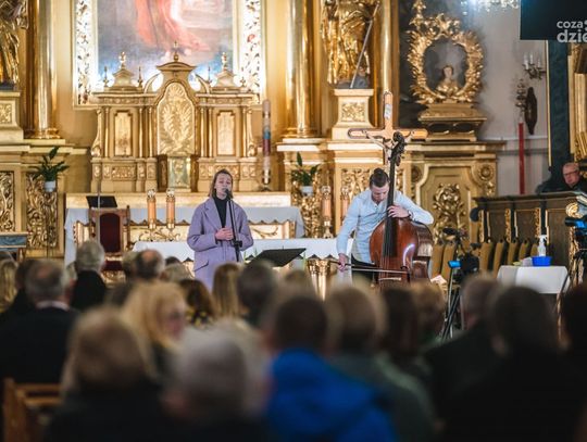 Koncert pieśni maryjnych "Śliczna jak lilija" (zdjęcia)