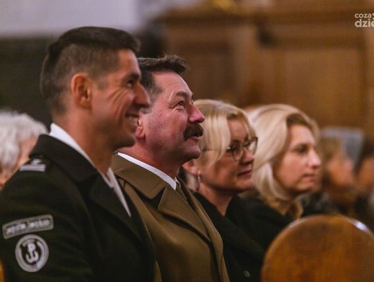 Koncert Niepodległościowy Pieśni Patriotycznej (zdjęcia)