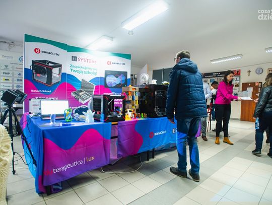 "Nowoczesne technologie w służbie cyfrowej szkoły i administracji publicznej" w ZST (zdjęcia)