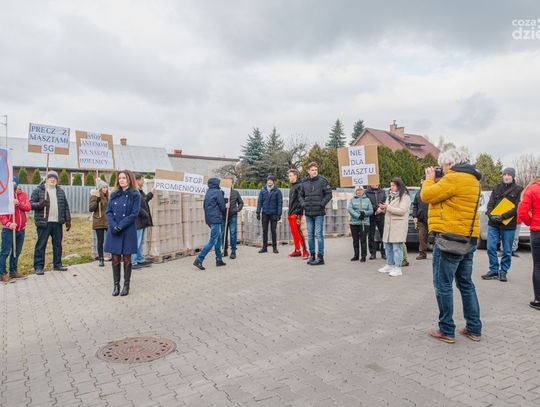 Protest mieszkańców ul. Małcużyńskiego (zdjęcia)