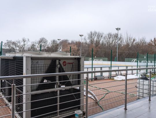 Powstaje lodowisko przy ul. Bulwarowej (zdjęcia)