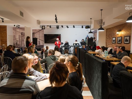 Spotkanie świąteczne dla polskich i ukraińskich dzieci w Arce (zdjęcia)