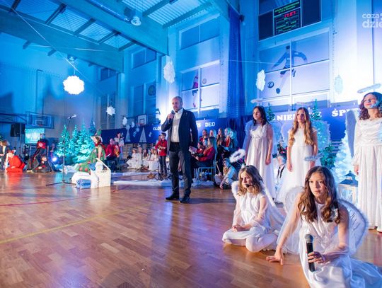 Anielskie śpiewanie w PSP 33 (zdjęcia)