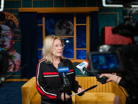 Okno na parlament - próba medialna w Teatrze Powszechnym (zdjęcia) Okno na parlament - próba medialna w Teatrze Powszechnym (zdjęcia)