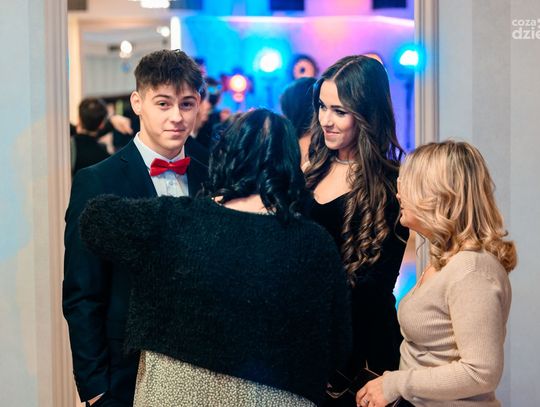 Studniówki 2023: XI LO im. Stanisława Staszica w Radomiu (zdjęcia)