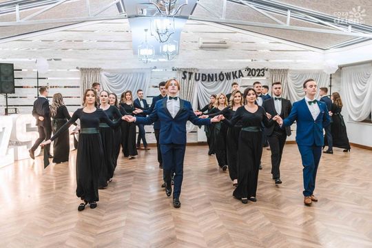 Studniówki 2023: Zespół Szkół Budowlanych im. Kazimierza Wielkiego