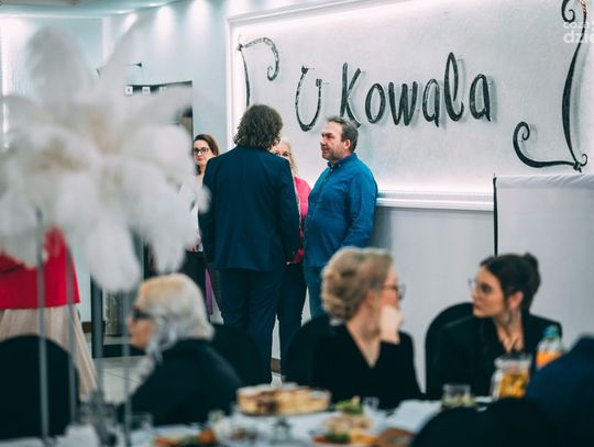 Studniówki 2023: XIII LO z Oddziałami Dwujęzycznymi im. Polskich Noblistów (zdjęcia)