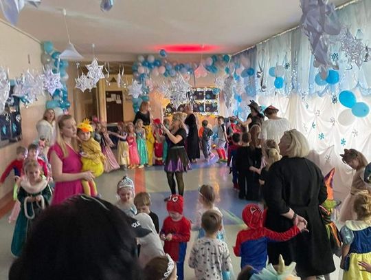 Balu karnawałowy w Przedszkolu Publicznym Nr 26 w ZSP Nr 4 (zdjęcia) Balu karnawałowy w Przedszkolu Publicznym Nr 26 w ZSP Nr 4 (zdjęcia)