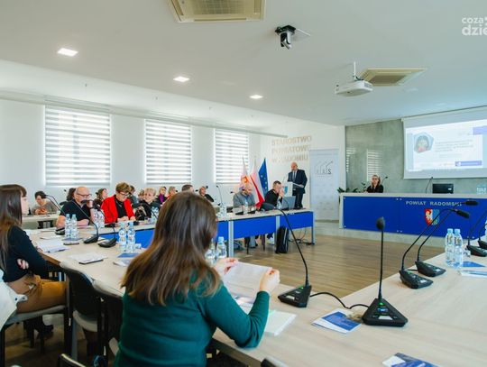 Stowarzyszenie Kombinat Aktywności Społecznej na temat kondycji psychicznej dzieci i młodzieży (zdjęcia)