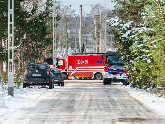 Pożar domu w Poświętnem (zdjęcia) Pożar domu w Poświętnem (zdjęcia)