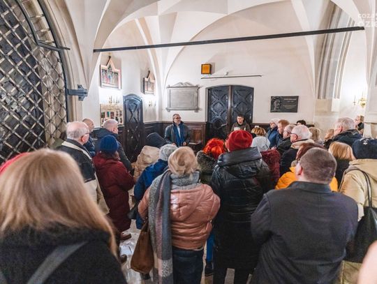 Kaziki 2023: Zwiedzanie kościoła farnego św. Jana Chrzciciela (zdjęcia)