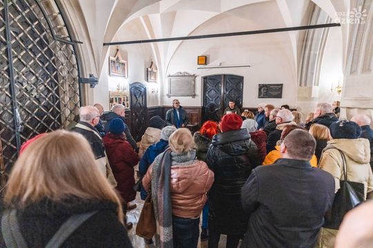 Kaziki 2023: Zwiedzanie kościoła farnego św. Jana Chrzciciela