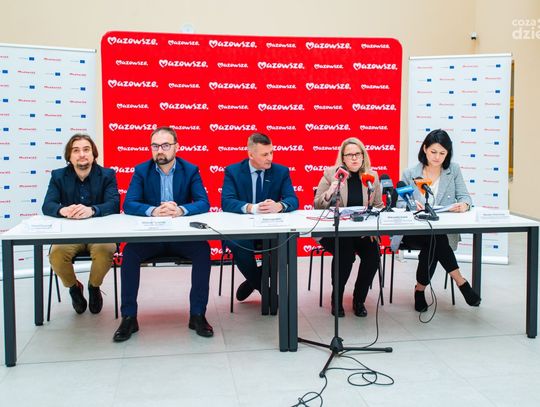 Miliardy na rozwój Mazowsza. Konferencja prasowa (zdjęcia)