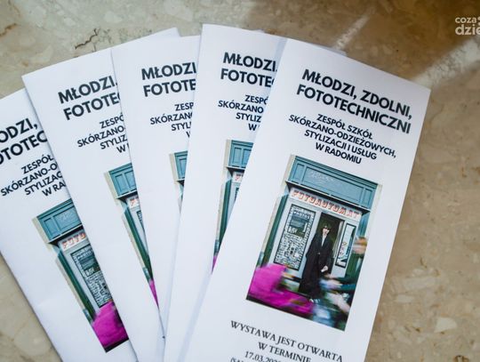 Wernisaż wystawy "Młodzi, zdolni, fototechniczni" (zdjęcia) Wernisaż wystawy "Młodzi, zdolni, fototechniczni" (zdjęcia)