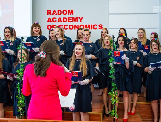 Koncert „113 powodów, dla których WAS kochamy” chóru AHNS