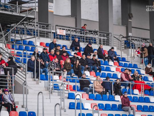 Broń Radom - Mławianka Mława (zdjęcia)