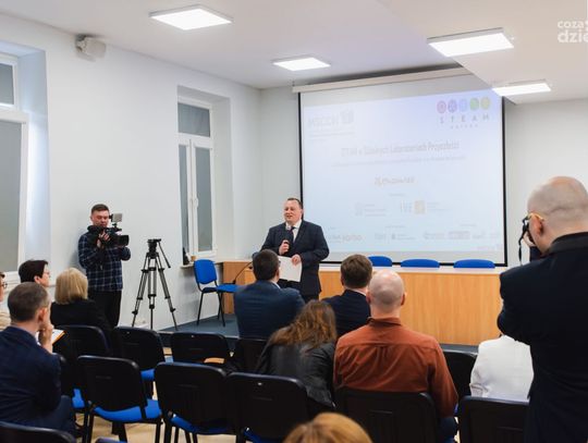 Konferencja STEAM w szkolnych Laboratoriach Przyszłości (zdjęcia)