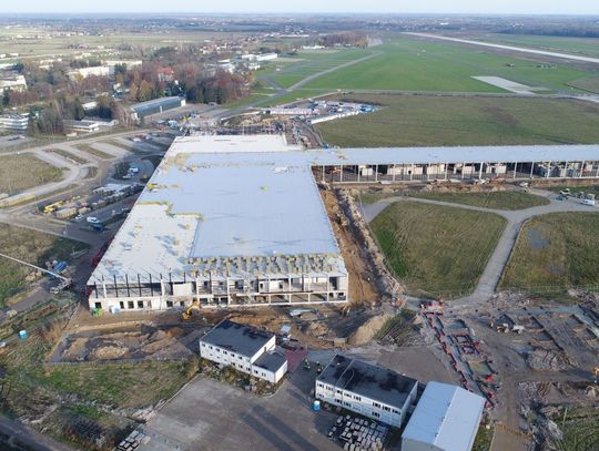 Jak zmieniało się lotnisko w Radomiu?