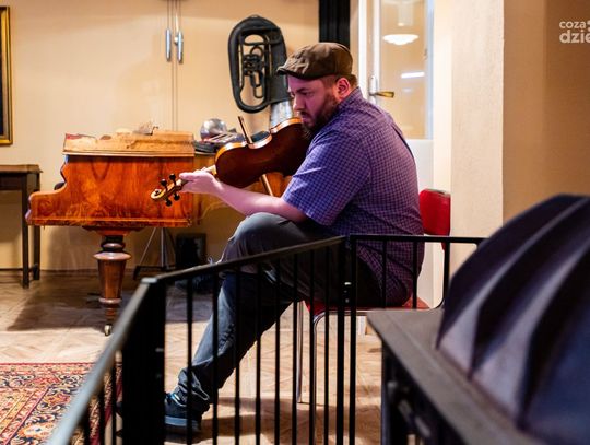 Wieczór opowieści żydowskich w Muzeum Rzemiosł (zdjęcia) Wieczór opowieści żydowskich w Muzeum Rzemiosł (zdjęcia)